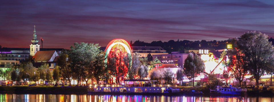 stadt linz bei nacht