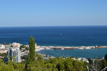 Fototapeta na wymiar sea bay in Yalta Crimea