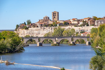 Panorama de la vieja y monumental de Zamora , España