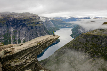 Hike Trolltunga