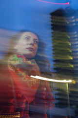 Wunderbare Schöne Frau in der Nacht von Berlin