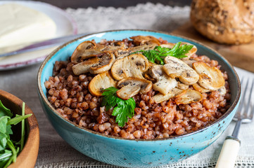 buckwheat porridge with sauteed mushrooms 