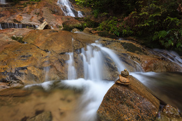 Obraz premium waterfalls found in tropical rainforest in Malaysia