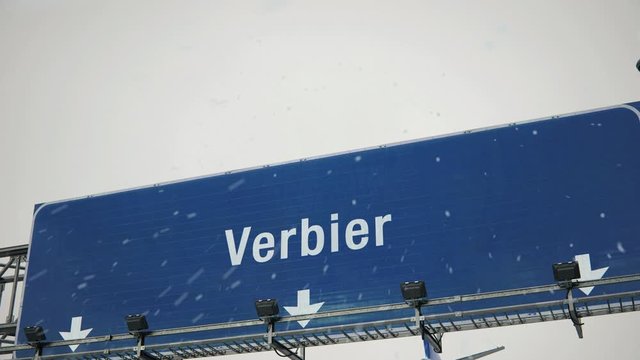 Airplane Landing Verbier in Christmas