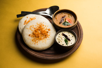 Thatte or Taste Idli also known as Plate Idly is a Popular south Indian Food, served with sambar and chutney. 
