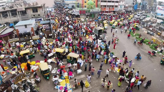 Crowd at KR market, Bangalore.