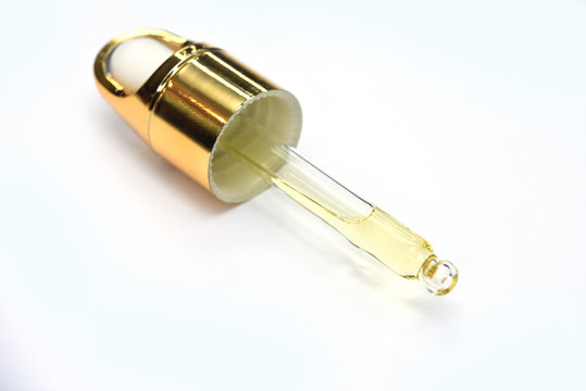 pipeta of oil