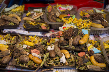 Opfergaben Witches Market