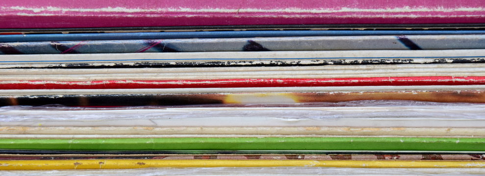 Stapel mit alten Zeitschritften - Printmedien