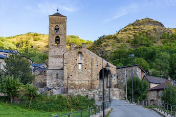 Fototapeta na wymiar Romanesque churches of the Boi Valley