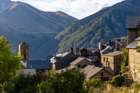 A view of the population of Durro