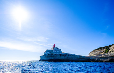 Fototapeta na wymiar lighthouse at the coast of corsica - bonifacio