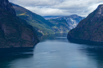 Obraz na płótnie Canvas Aurlandsfjord in Norwegen 3