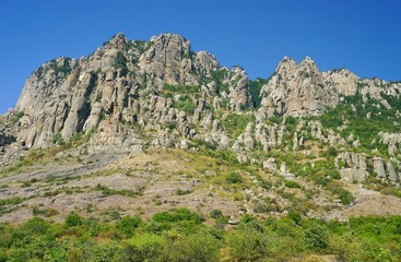 Fototapeta na wymiar Cliffs of mount Demerdzhi