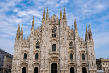 Fototapeta premium ミラノ大聖堂 ドゥオモ