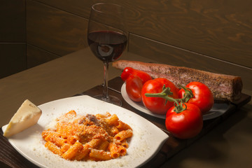 original italian pasta, spaghetti, penne, rigatoni 