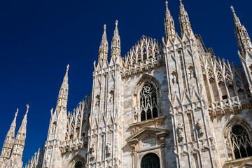 Fototapeta premium ミラノ大聖堂 ドゥオモ