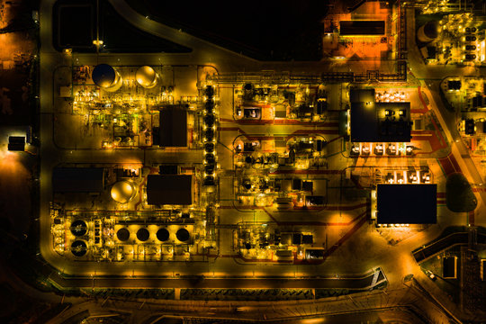 oil refinery production at industrial estate Thailand. Crude Oil Production / Countries of the World - Oil Tank