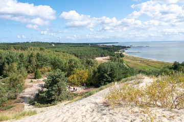 Fototapeta na wymiar Hohe Düne in Nida Nidden auf der kurischen Nehrung in Litauen