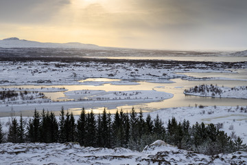 Thingvellir - paesaggio invernale in Islanda