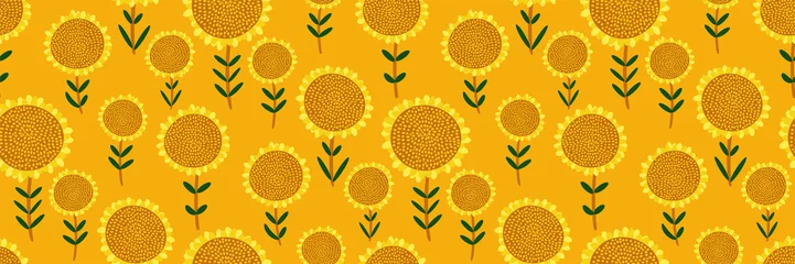 Behang Oranje Leuke bloemenprint. Naadloos patroon met kleine hand getrokken zonnebloemen op heldere gele achtergrond. Abstract botanisch panorama, behang, stof, sjabloon voor zonnig ontwerp... Vectorillustratie.