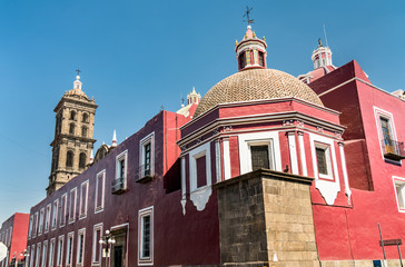 Fototapeta na wymiar Puebla Cathedral in Mexico