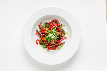 salad with beef and peppers