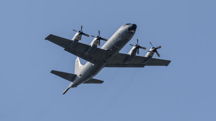 Fototapeta na wymiar p3 orion military aircraft