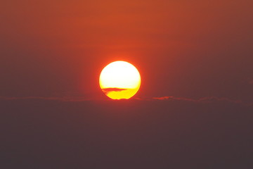 Fototapeta premium Closeup of beautiful sunset view and dark sky for inspiration of the new day and natural background
