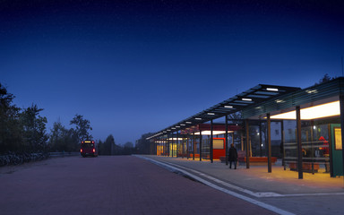 Neuer Bahnhof in Pinneberg - ZOB Busbahnhof (Pinneberg Sonnenaufgang mit einem Bus)