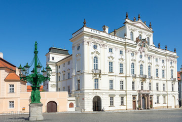 Fototapeta na wymiar Historic square at the Hradcany in Prague