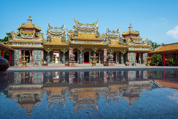 Naklejka premium Chinese shrine and temple in Bamngkok, Thailand