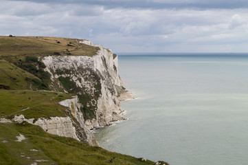 Fototapeta na wymiar The white cliffs of Dover