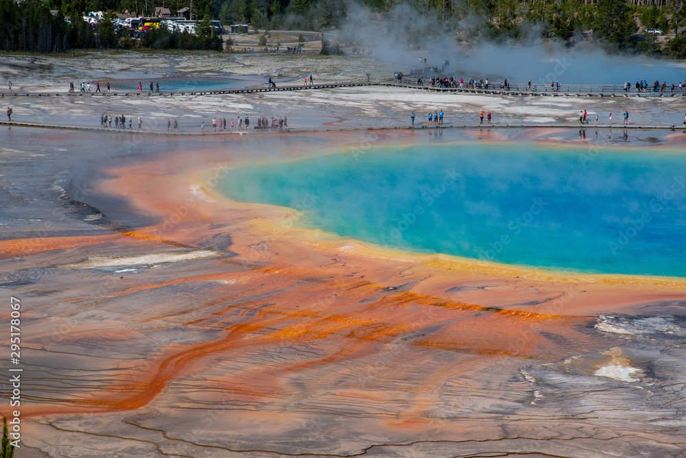 Sticker grand prismatic spring in yellowstone national park (usa)