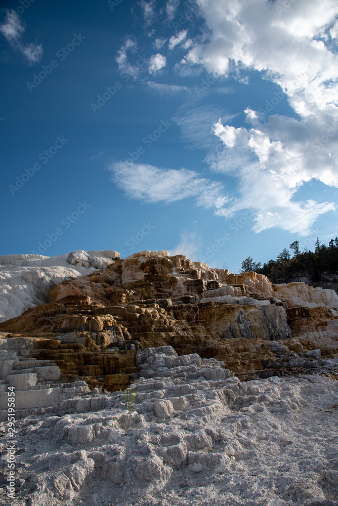 Sticker Minerva Terraces with its travertine deposits