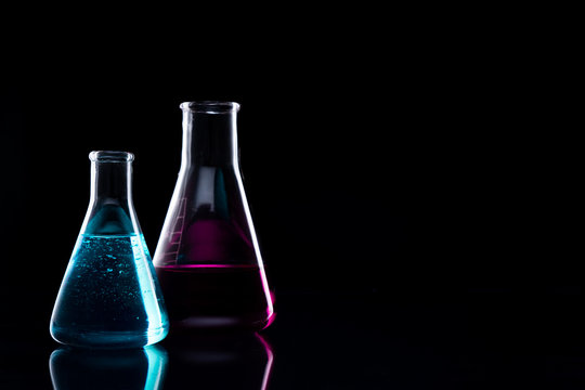 Image of glass vessels. Flasks.