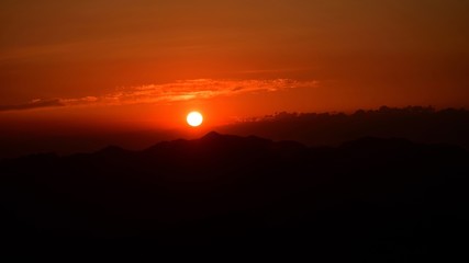 大台ケ原山でみた幻想的な夕焼けの情景