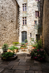 Fototapeta na wymiar Medieval courtyard in historic centre of Vannes, Brittany, France
