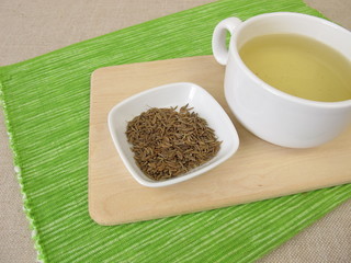 Tea with caraway seeds