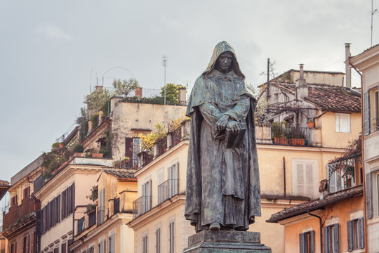Statue of Giordano Bruno erected at Campo de' Fiori in Rome