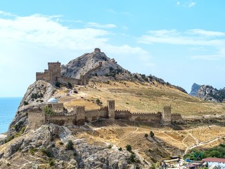 Fototapeta na wymiar Old Genoese fortress in Sudak