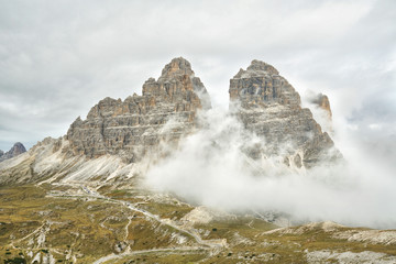 Wolken im Herbst an den drei Zinnen