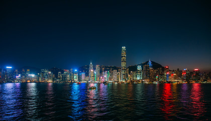 Obraz premium Landscape of Victoria Harbor in Hong Kong 
