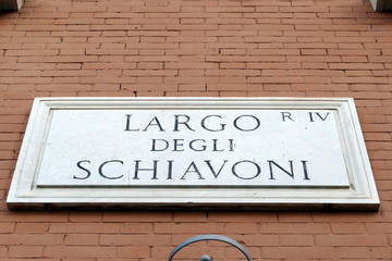 Obraz premium nomi delle strade e piazze di roma,italia