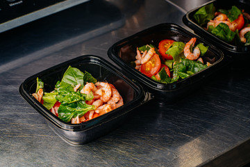 shrimp salad healthy food low in calories