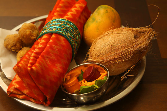 Thamboolam - Gifts for Puja Attendees