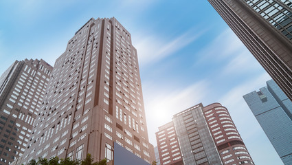 Obraz premium From a low angle skyscraper in modern Chinese cities