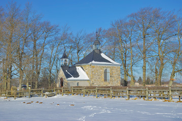 die Kapelle Fischbach neben Baraque Michel im Hohen Venn,Belgien