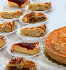 many pieces of cake