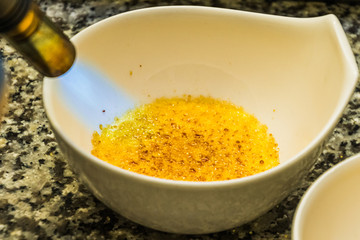 Creme Brulee abflammen